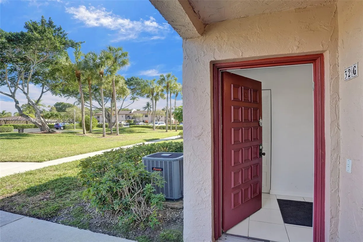 South Florida Real Estate | View 9280 Vista Del Lago, G | Listing