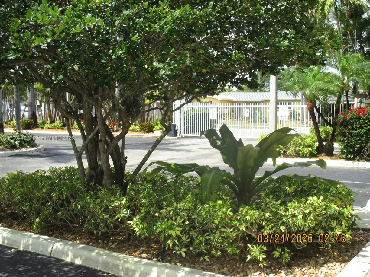 South Florida Real Estate | View 4802 Washington St, 2 | Listing