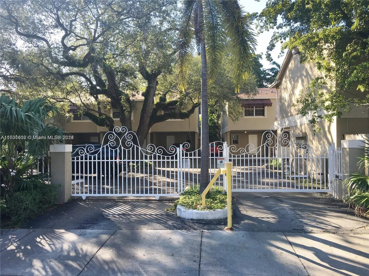 South Florida Real Estate | View 3130 Bird Ave, 9 | 2 Beds, 2 Baths