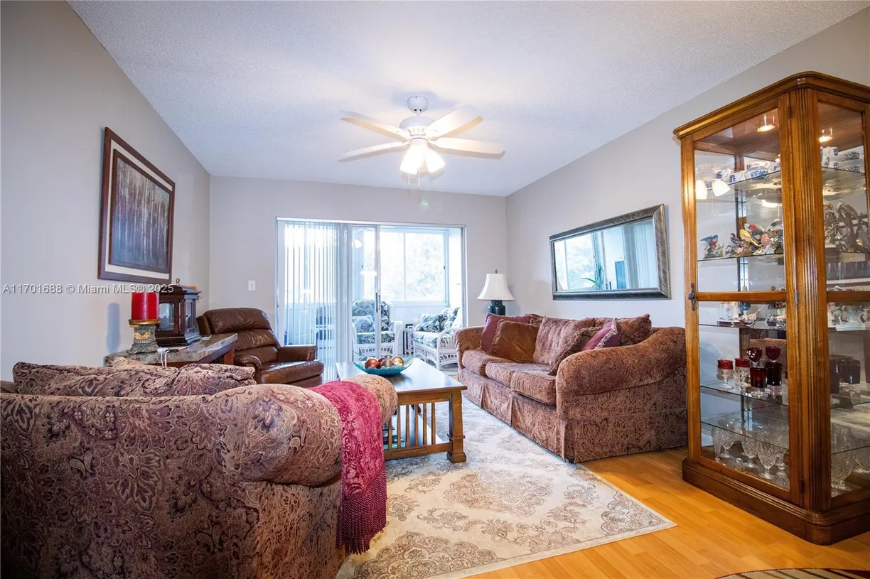 South Florida Real Estate | View 606 SW Natura Blvd, 207 | 1 Bed, 1 Bath