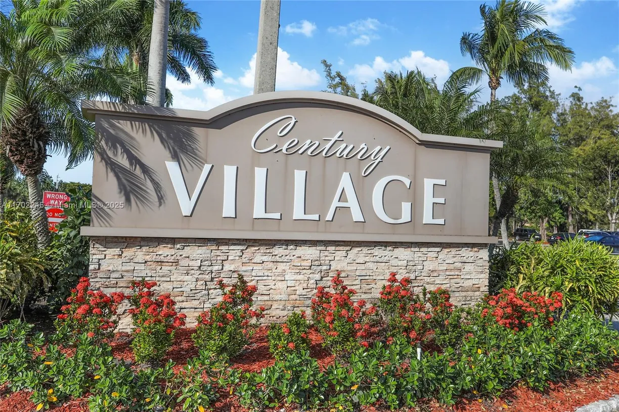 South Florida Real Estate | View 414 Windsor R, 414 | 1 Bed, 1 Bath