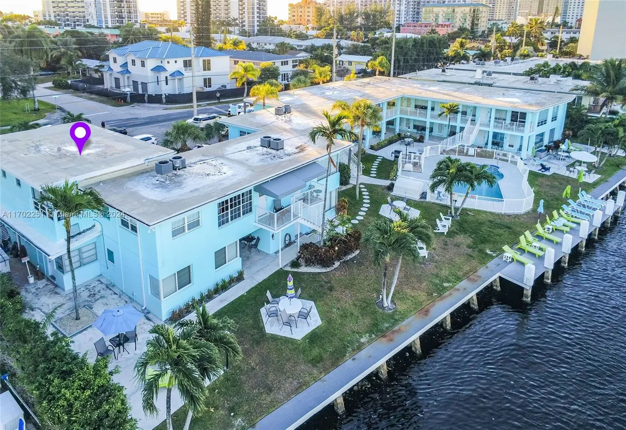 South Florida Real Estate | View 605 N Riverside Dr, 10 | Listing