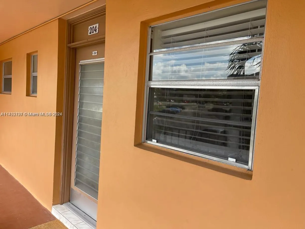 South Florida Real Estate | View 3001 NW 46th Ave, 204 | 1 Bed, 1 Bath