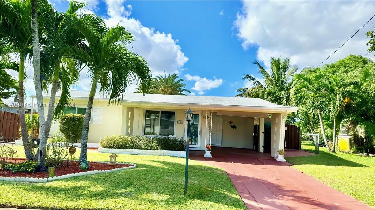 South Florida Real Estate | View 4421 SW 33rd Ave | 3 Beds, 2 Baths