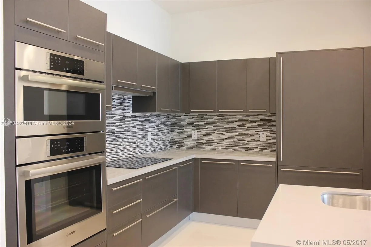 South Florida Real Estate | View 7661 NW 107th Ave, 810 | 2 Beds, 2 Baths