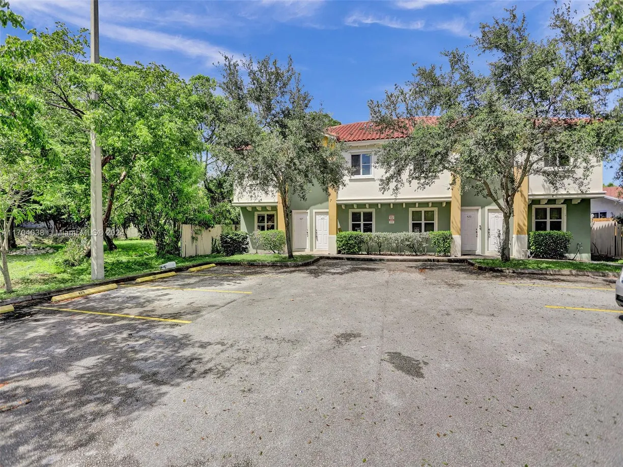 South Florida Real Estate | View 421 NW 40th Ct