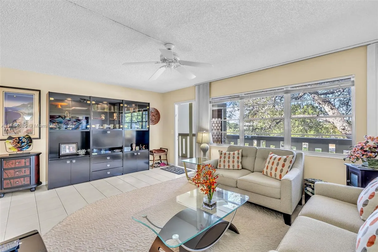 South Florida Real Estate | View 3029 Berkshire B, 3029 | 1 Bed, 1 Bath