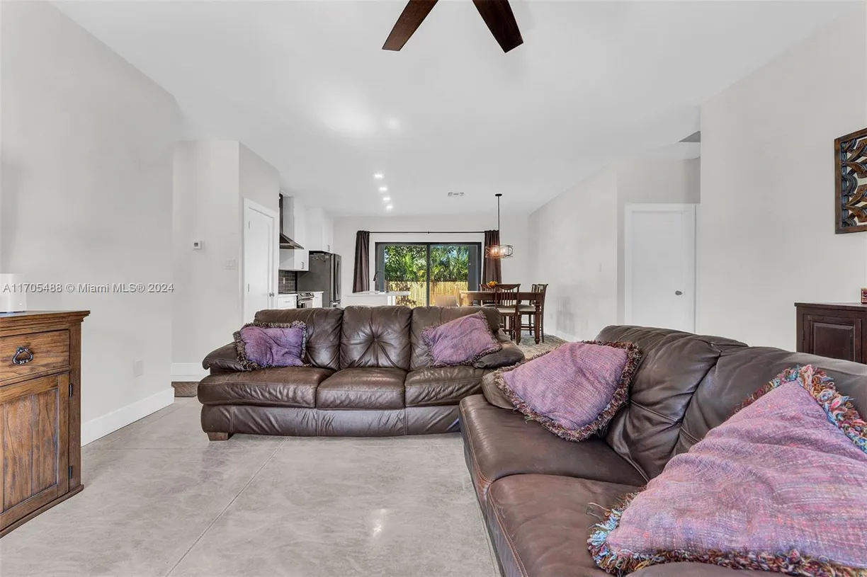 South Florida Real Estate | View 3101 SW 15th Ct | Listing
