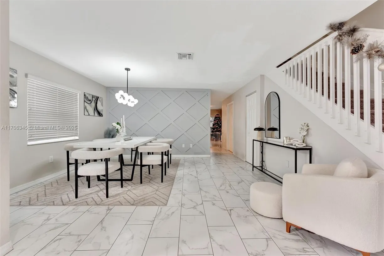 South Florida Real Estate | View 417 NW 9th Ave | Listing