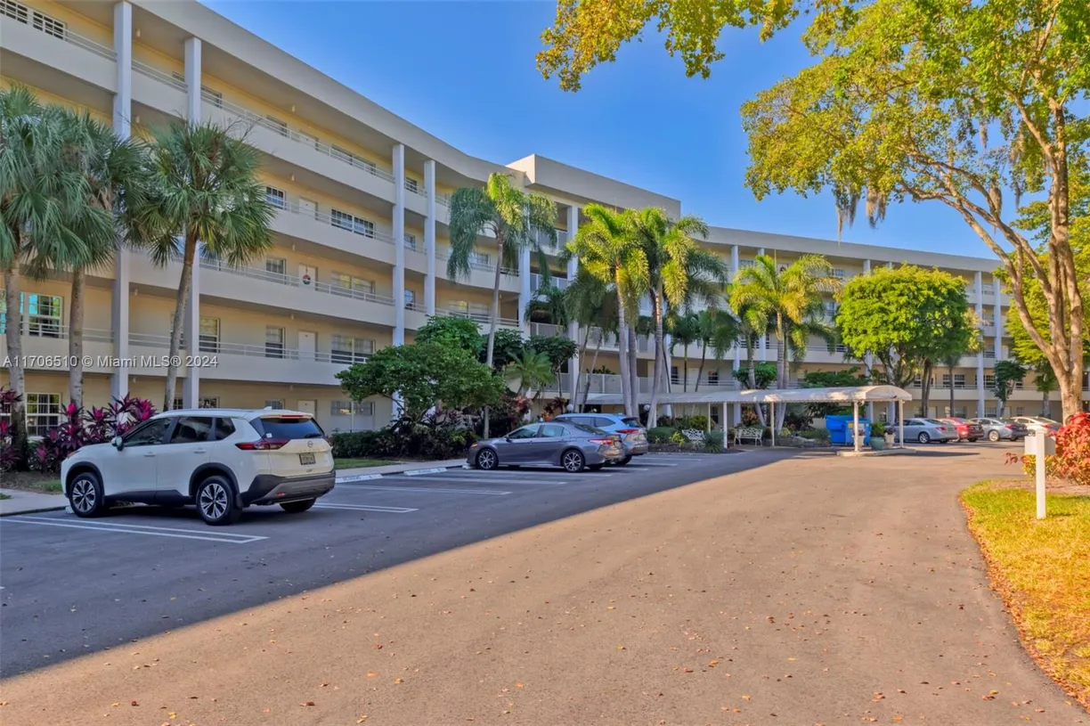 South Florida Real Estate | View 821 Cypress Blvd, 304 | Listing