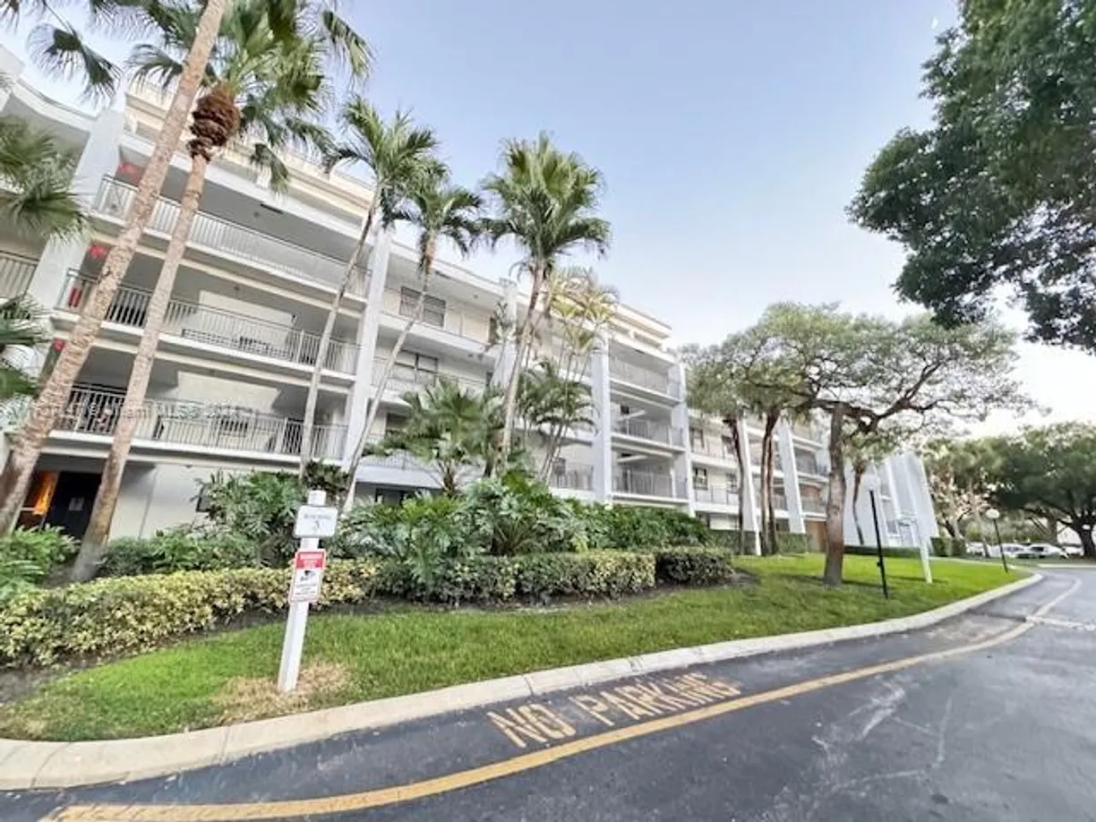 South Florida Real Estate | View 16141 Blatt Blvd, 402 | Listing