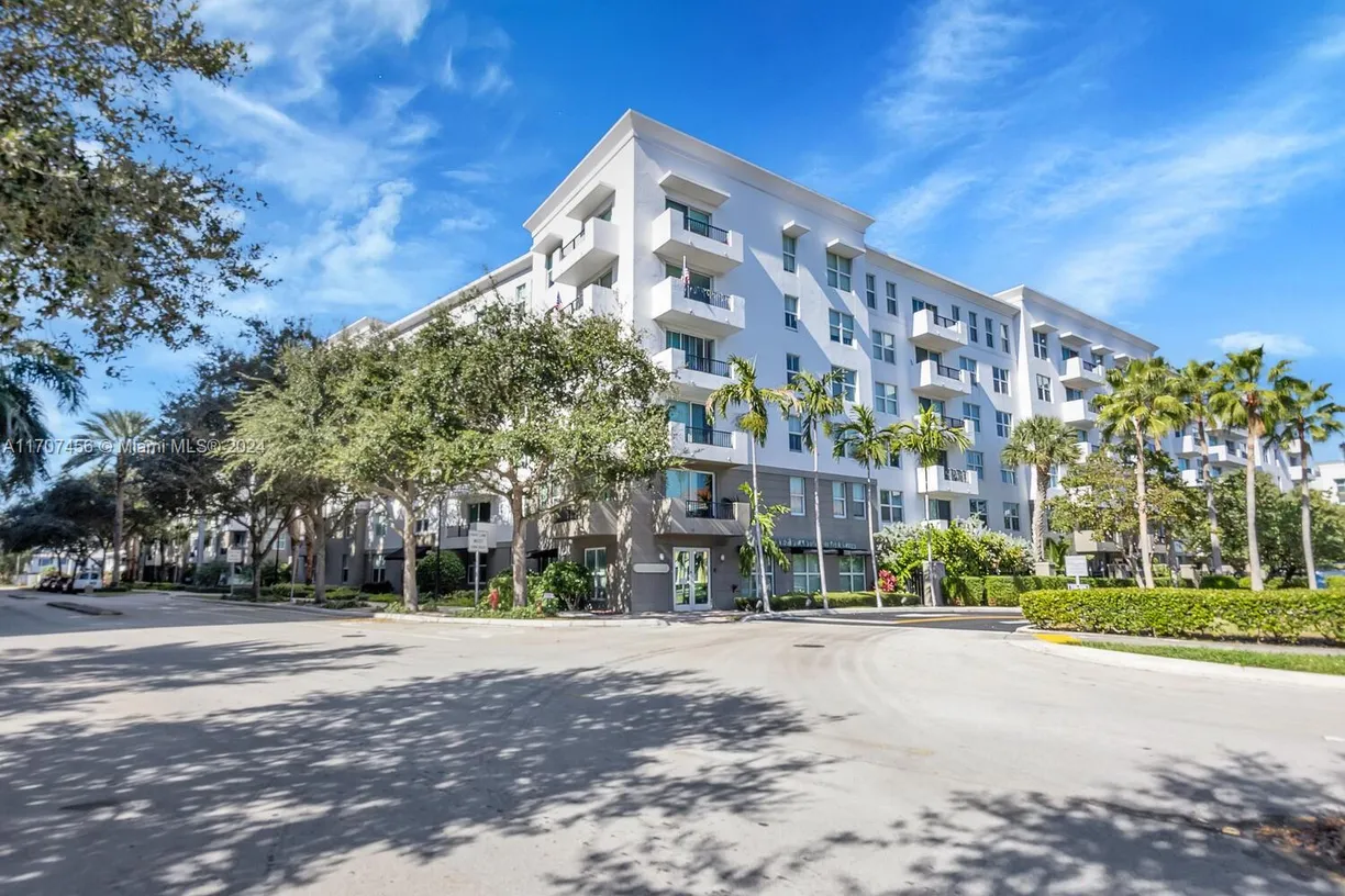 South Florida Real Estate | View 2421 NE 65th St, 211 | 2 Beds, 2 Baths