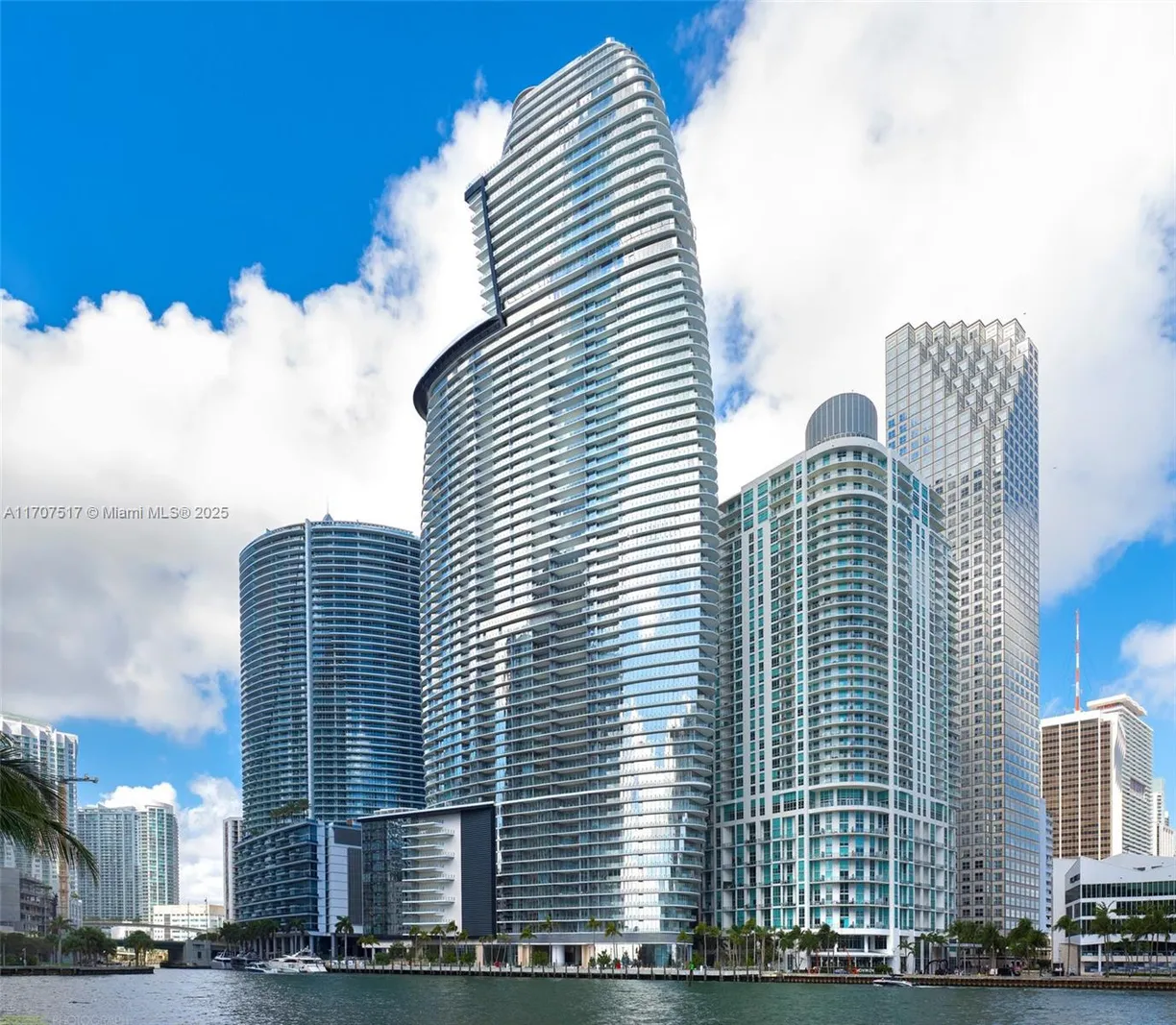 South Florida Real Estate | View 300 Biscayne Blvd Way, 3406 | Listing