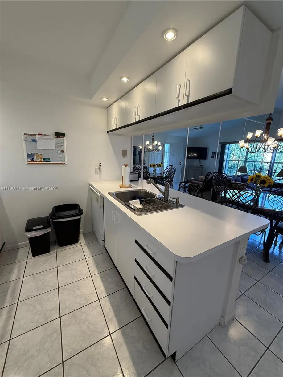 South Florida Real Estate | View 517 Waterside Dr, 517 | Listing