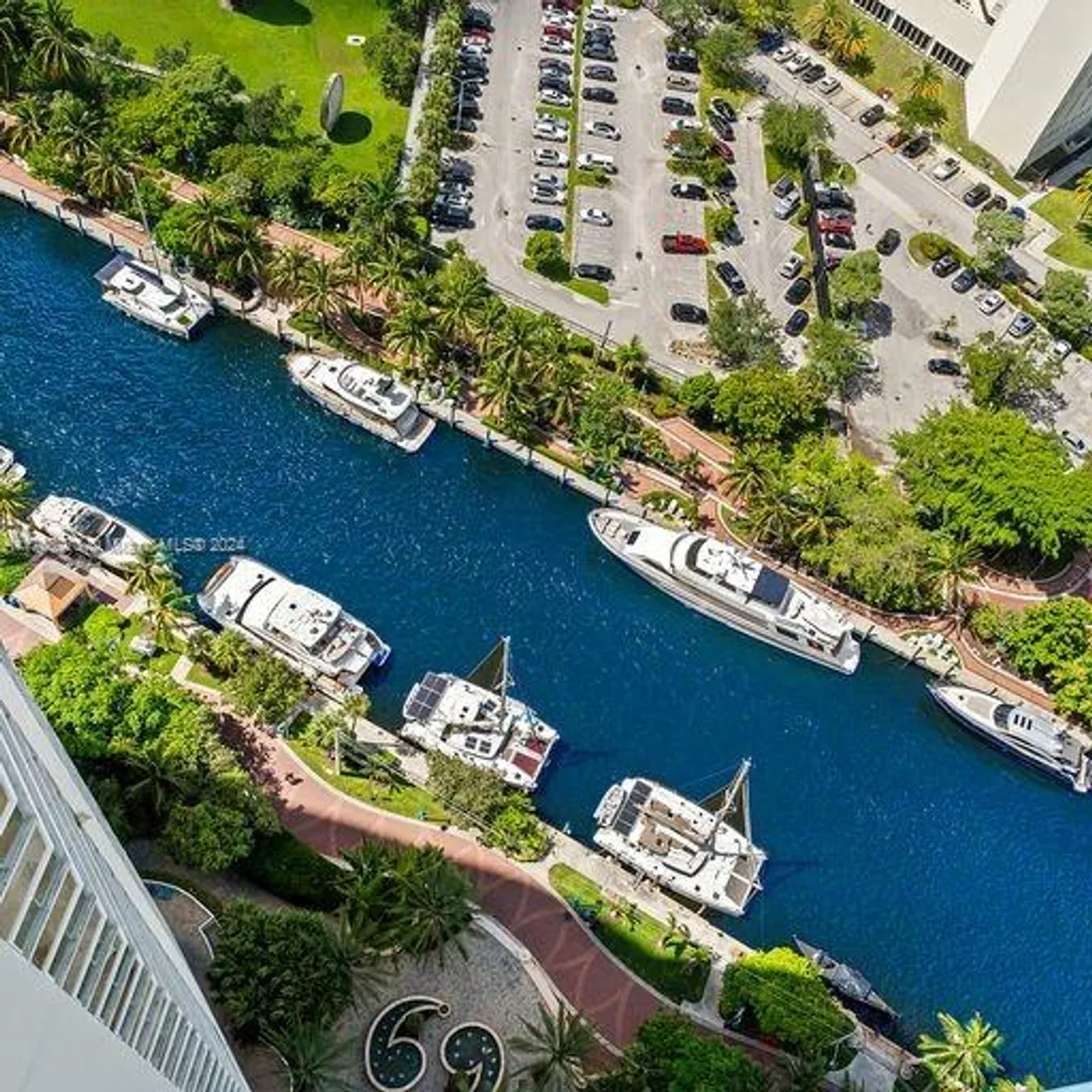 South Florida Real Estate | View 333 Las Olas Way, 3203 | 2 Beds, 2 Baths