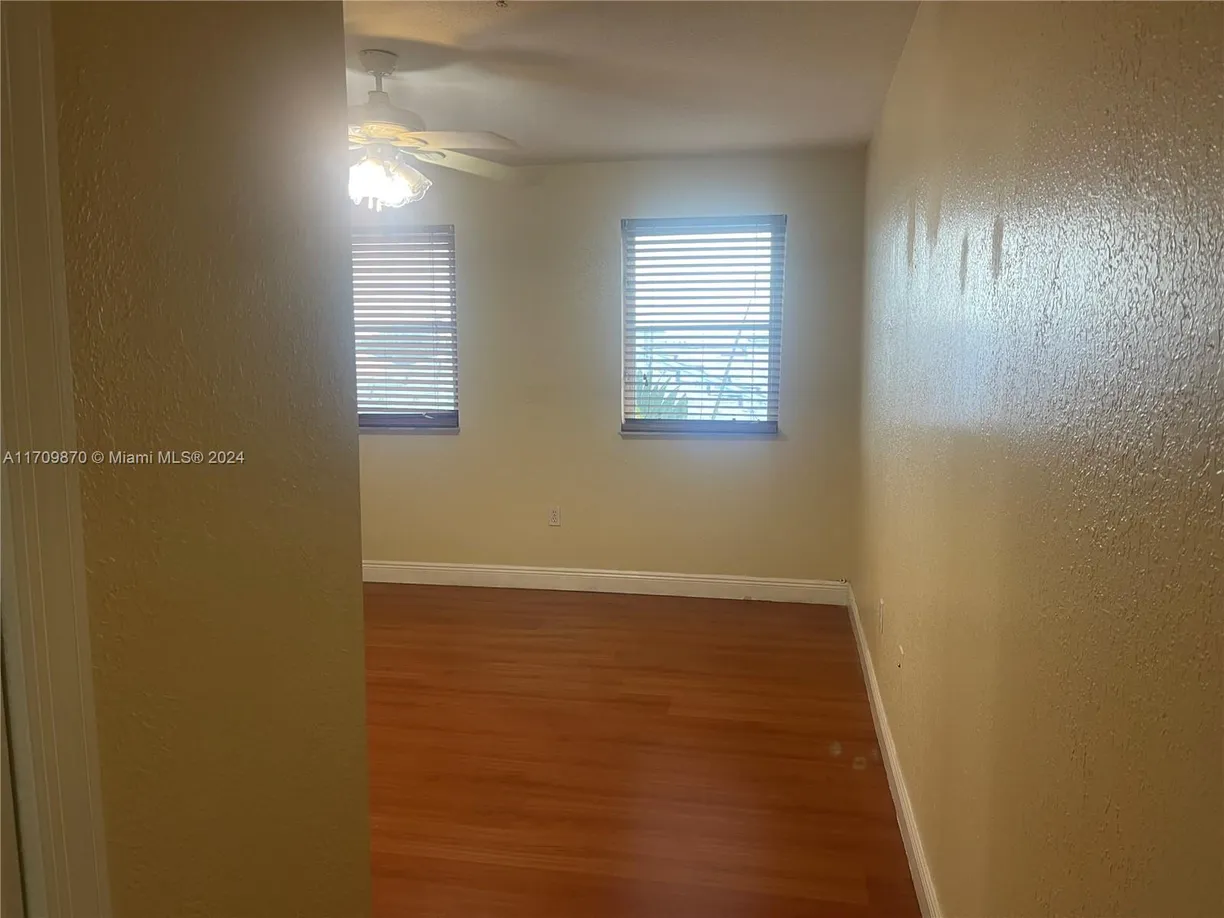 South Florida Real Estate | View  | 2 Beds, 2 Baths
