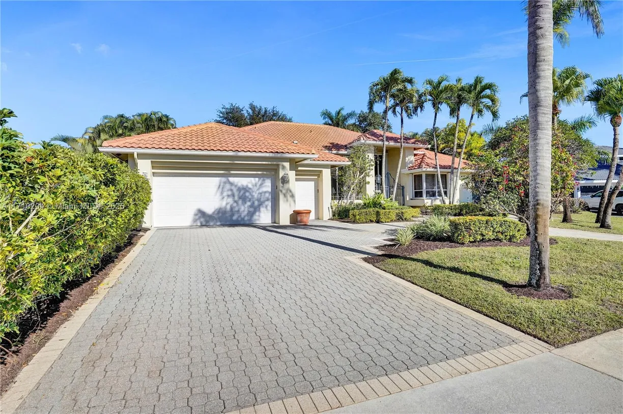 South Florida Real Estate | View 17934 Milburn Way | Listing