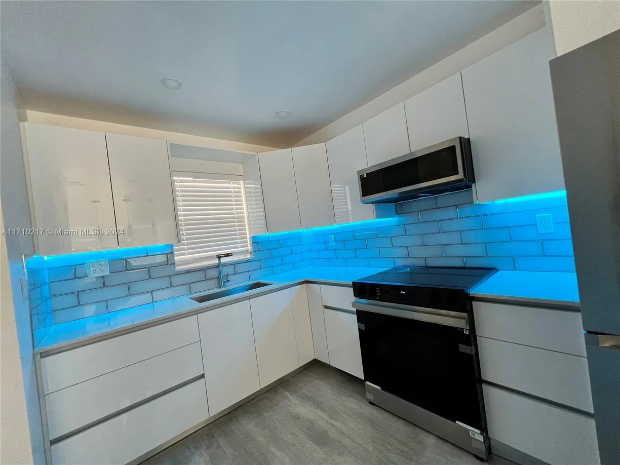 South Florida Real Estate | View 6080 NW 44th St, 314 | Listing