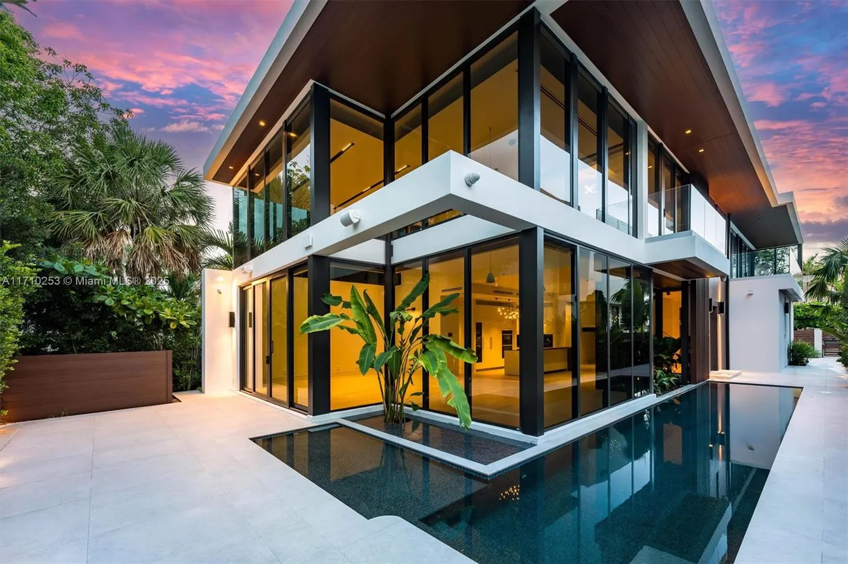 South Florida Real Estate | View 3306 NE 16th St | 5 Beds, 5 Baths