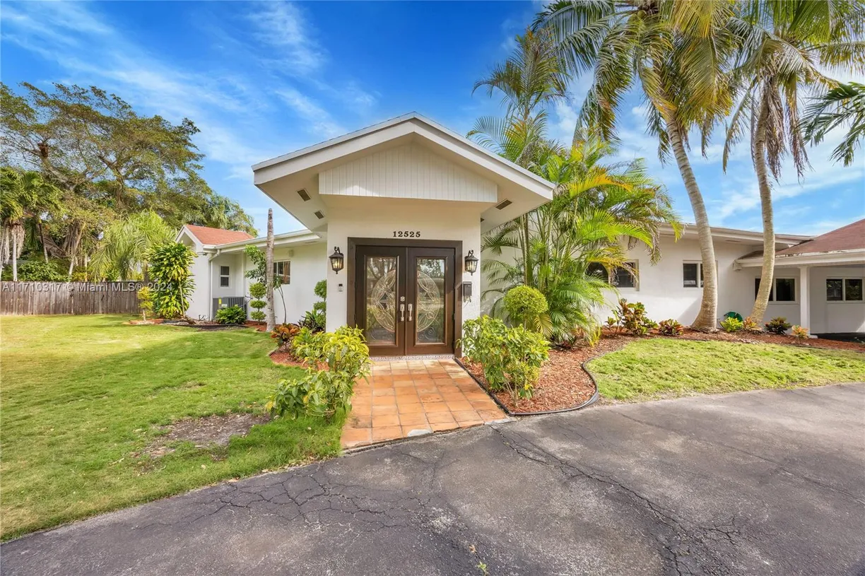 South Florida Real Estate | View 12525 SW 72nd Ave | Listing