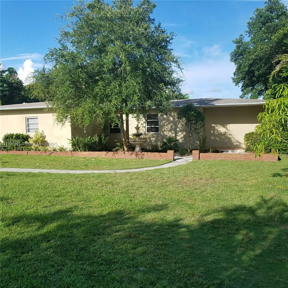 South Florida Real Estate | View 6969 SW 82nd Ct, main | 4 Beds, 2 Baths