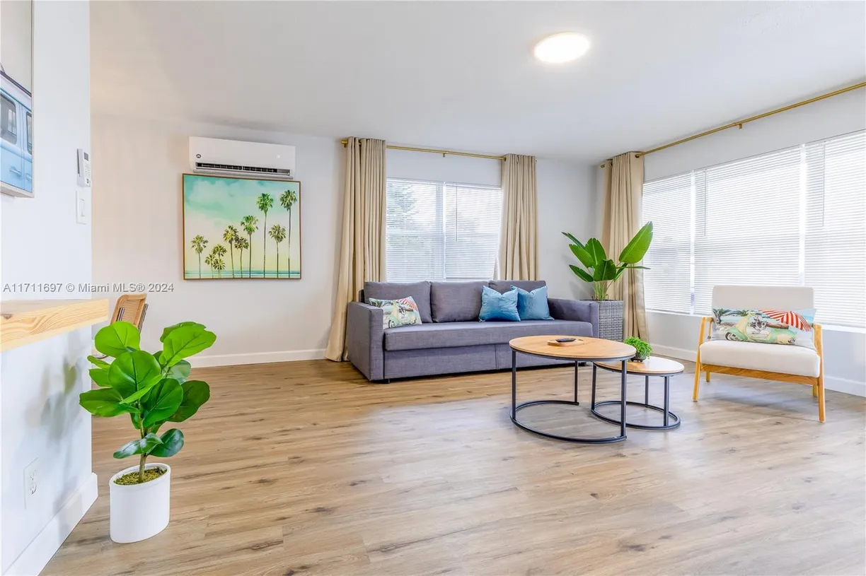 South Florida Real Estate | View 2748 NE 32nd St, 1-7 | Listing
