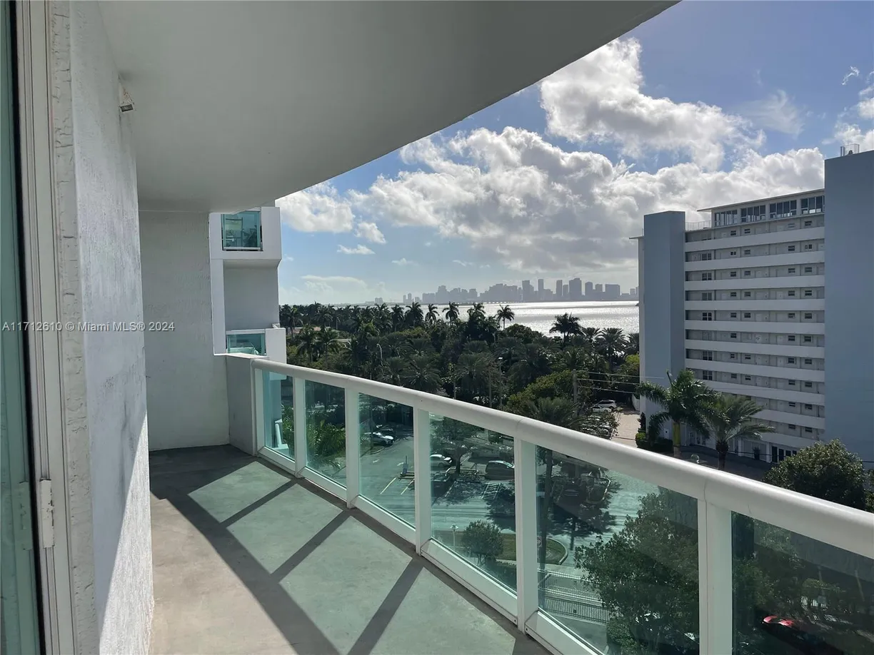South Florida Real Estate | View 7900 Harbor Island Dr, 720 | 2 Beds, 2 Baths