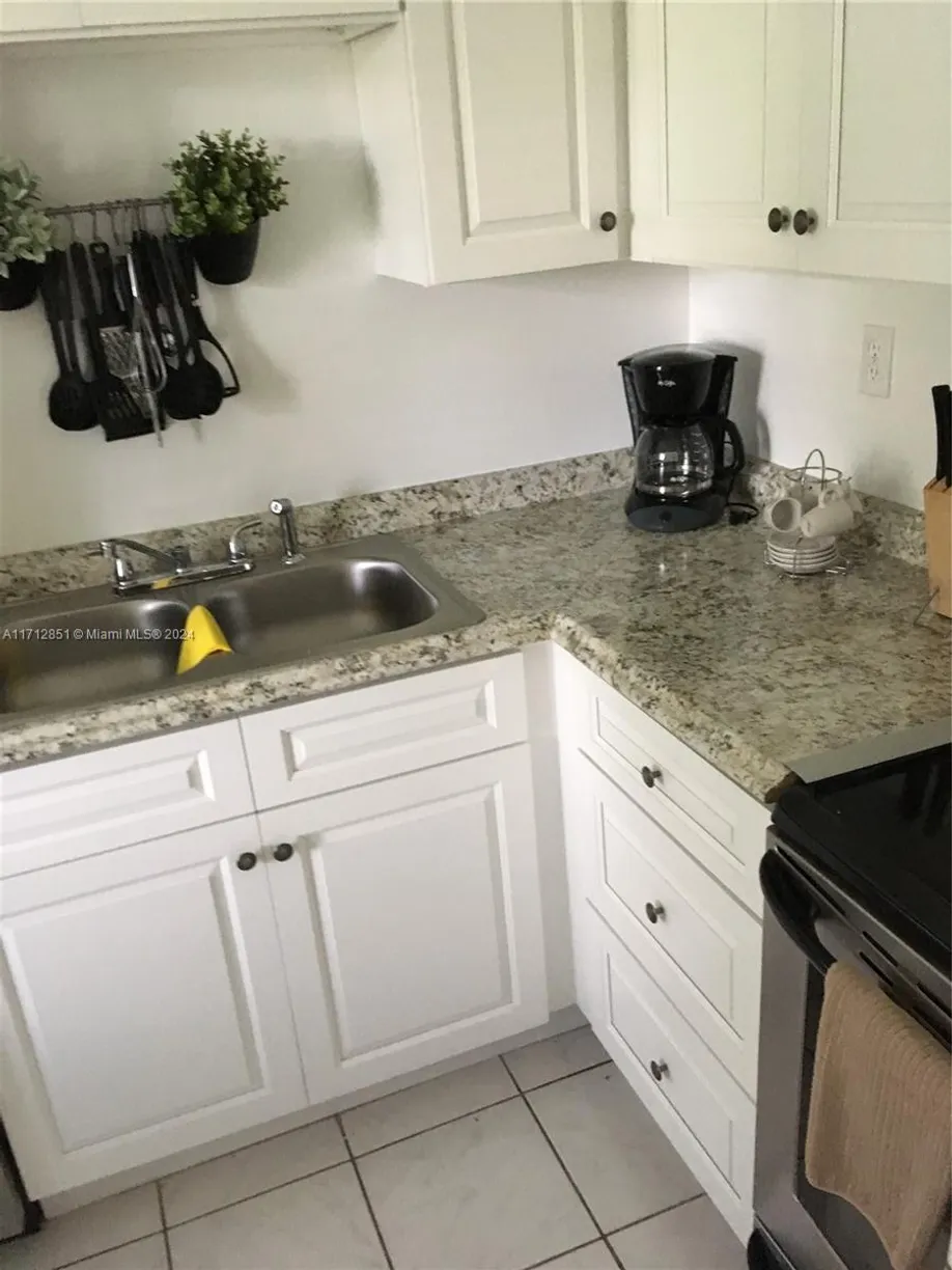 South Florida Real Estate | View 3050 Presidential Way, 101 | Listing