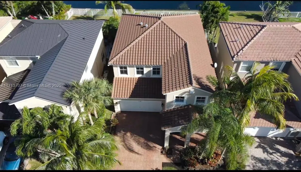South Florida Real Estate | View 1181 W Magnolia Cir | Listing