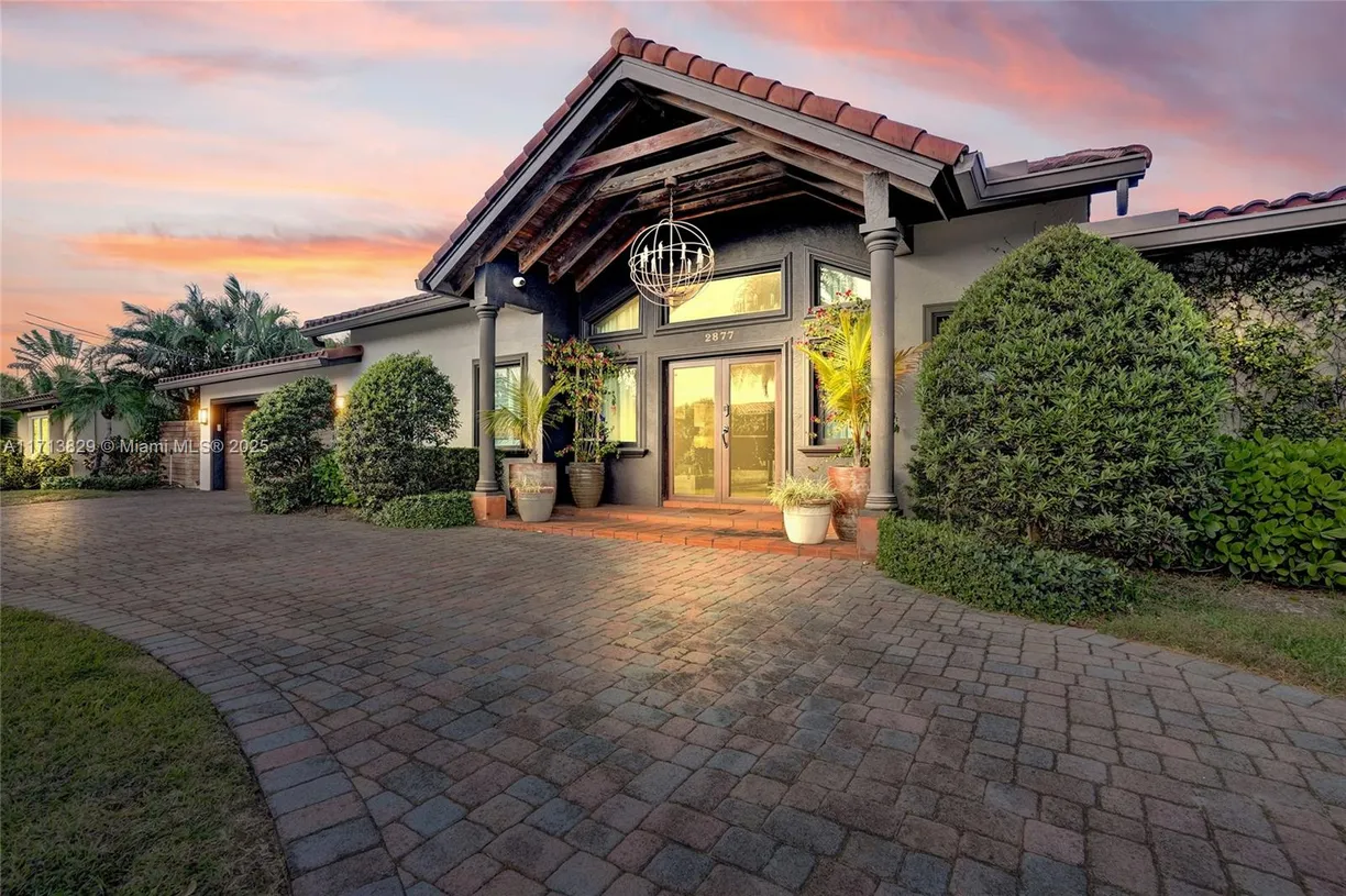 South Florida Real Estate | View 2877 NE 29th St | Listing