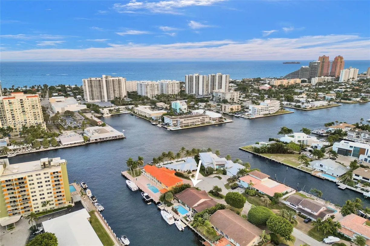 South Florida Real Estate | View 2877 NE 29th St | 4 Beds, 3 Baths
