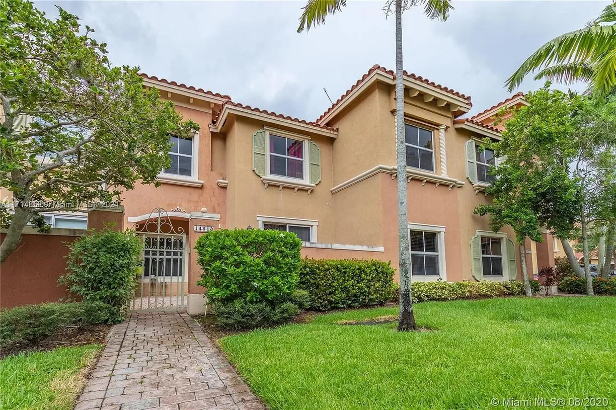 South Florida Real Estate | View 14318 SW 10th St, 2409 | 3 Beds, 2 Baths