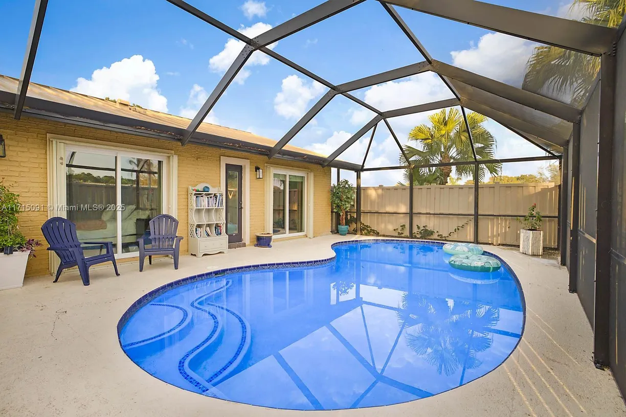 South Florida Real Estate | View 5872 Golden Eagle Cir, 5872 | Listing