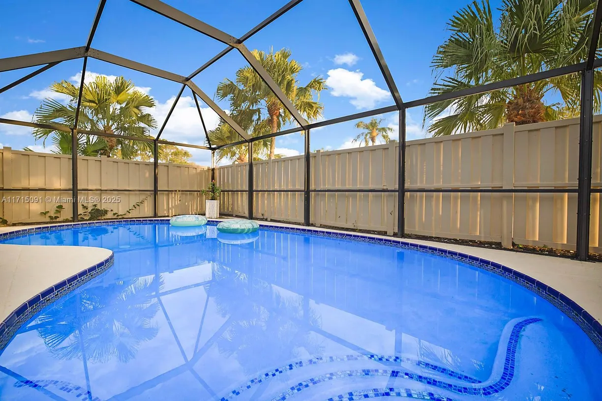 South Florida Real Estate | View 5872 Golden Eagle Cir, 5872 | Listing