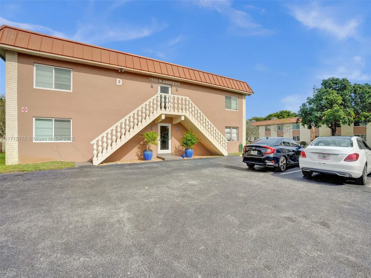 South Florida Real Estate | View 1950 N Andrews Ave, 204D | Listing