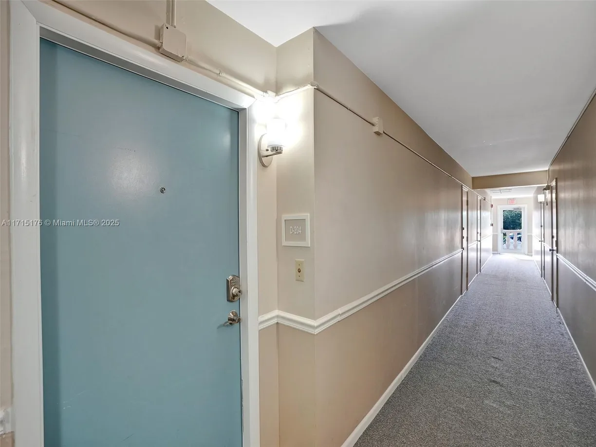 South Florida Real Estate | View 1950 N Andrews Ave, 204D | Listing