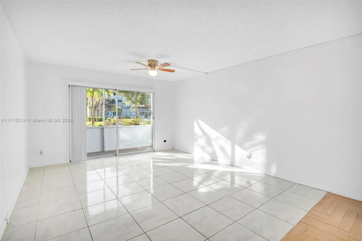South Florida Real Estate | View 1400 SW 124th Ter, 106Q | 1 Bed, 1 Bath