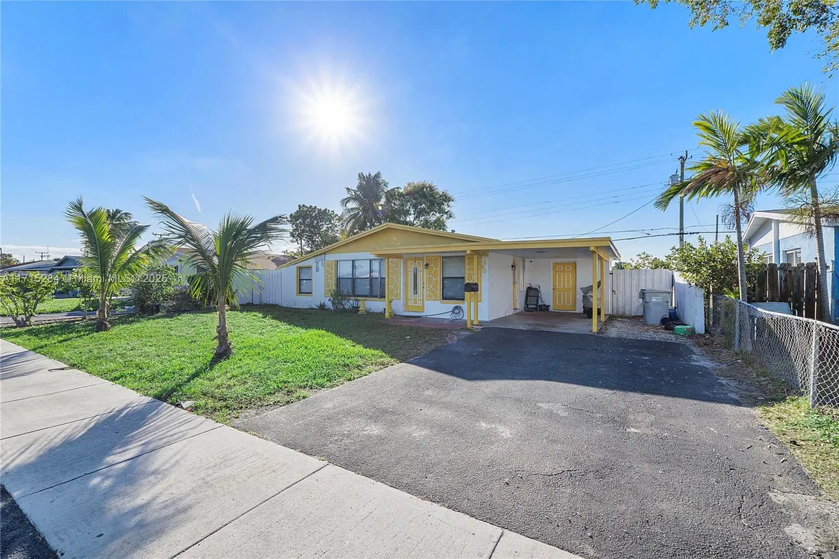 South Florida Real Estate | View 660 NW 17th St | Listing