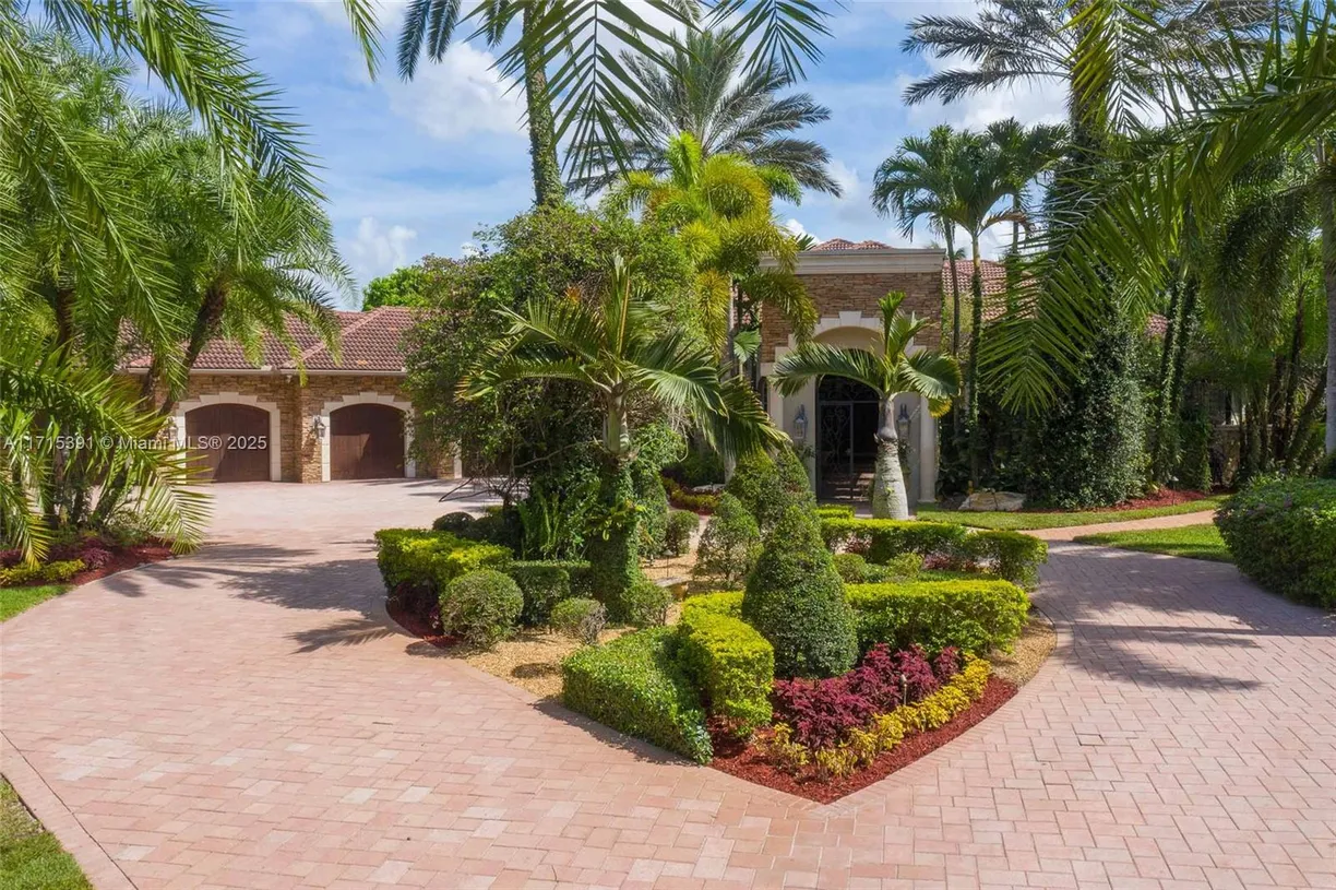 South Florida Real Estate | View 16740 Berkshire Ct | Listing
