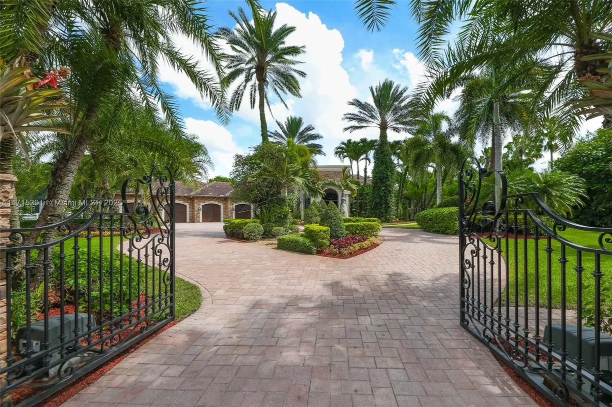 South Florida Real Estate | View 16740 Berkshire Ct | 6 Beds, 6 Baths