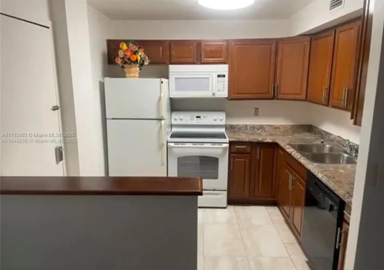 South Florida Real Estate | View 6700 Cypress Rd, 512 | Listing