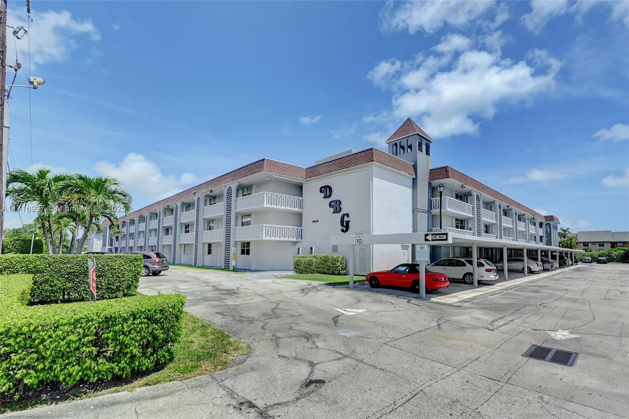 South Florida Real Estate | View 1040 SE 4th Ave, 128 | 1 Bed, 1 Bath
