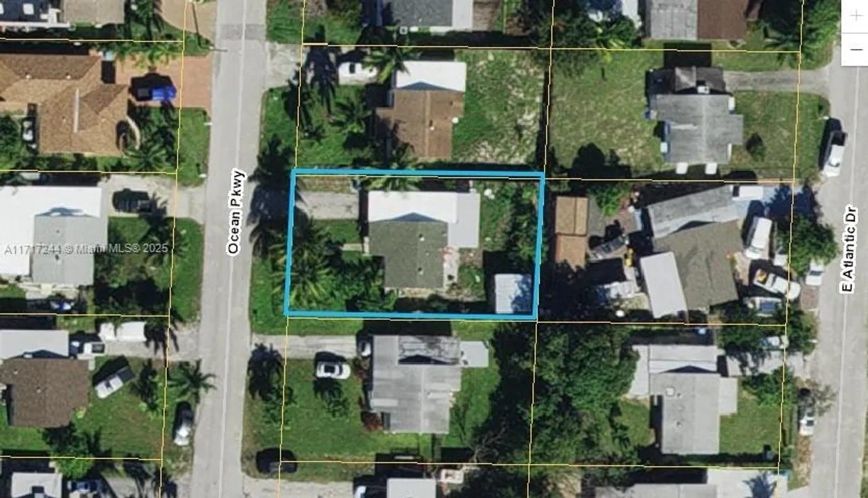 South Florida Real Estate | View 3234 Ocean Pkwy | 3 Beds, 1 Bath
