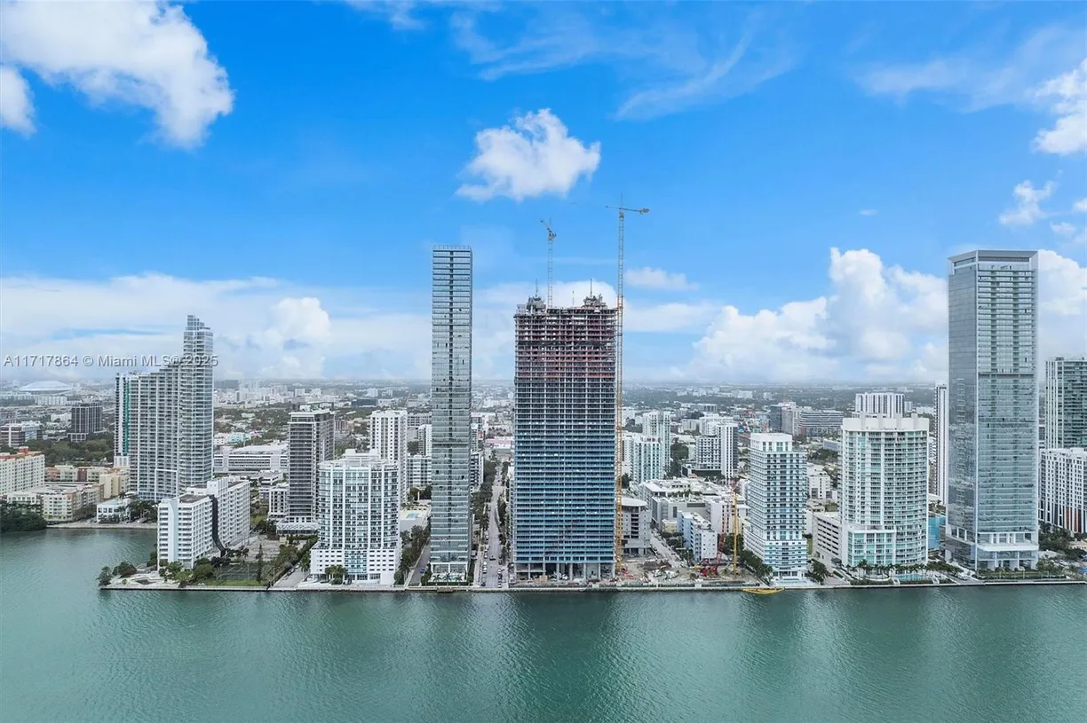 South Florida Real Estate | View 788 NE 23rd St, 2001 | Listing