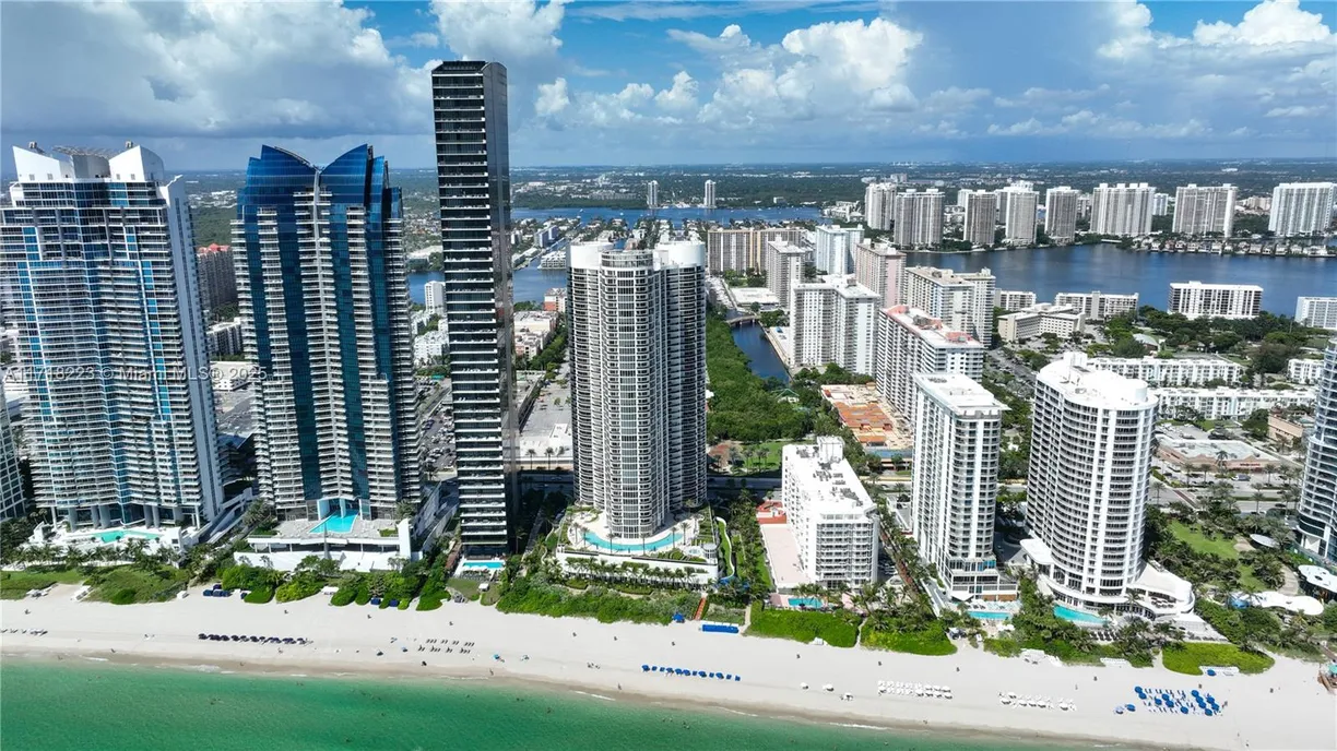 South Florida Real Estate | View 17201 Collins Ave, 706 | Listing
