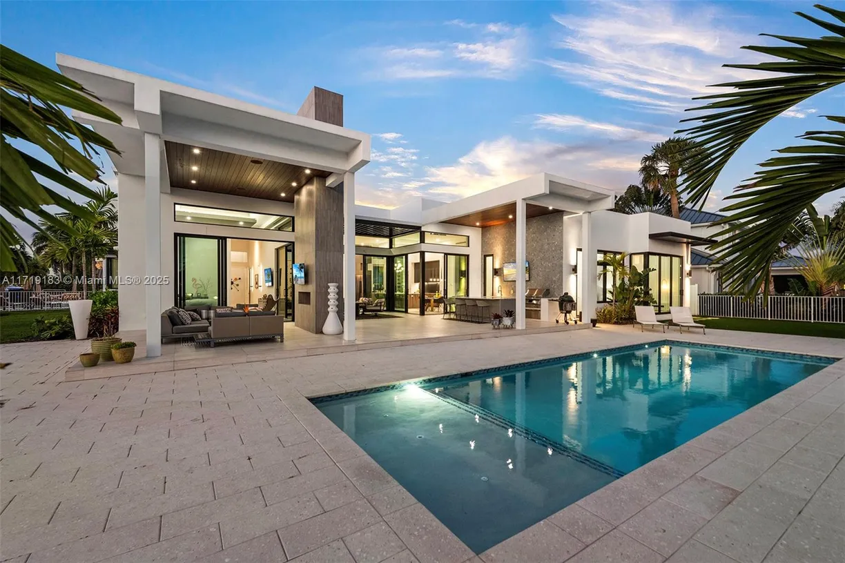 South Florida Real Estate | View 3701 NE 26th Ave | Listing
