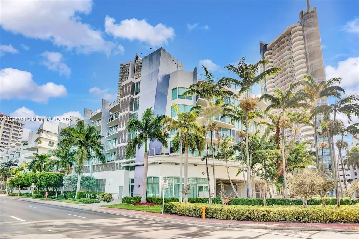 South Florida Real Estate | View 6305 Indian Creek Dr, 4A | 2 Beds, 2 Baths