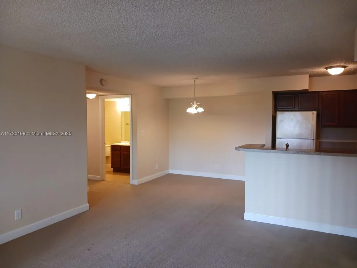 South Florida Real Estate | View 7630 Westwood Dr, 305 | Listing