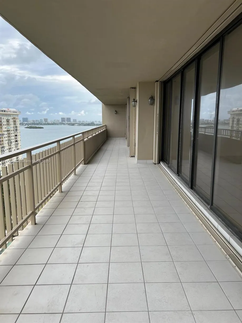 South Florida Real Estate | View 11113 Biscayne Blvd, 1952 | 2 Beds, 2 Baths