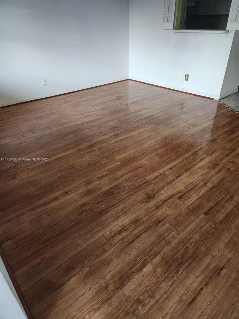 South Florida Real Estate | View 135 Berkshire, F | 1 Bed, 1 Bath